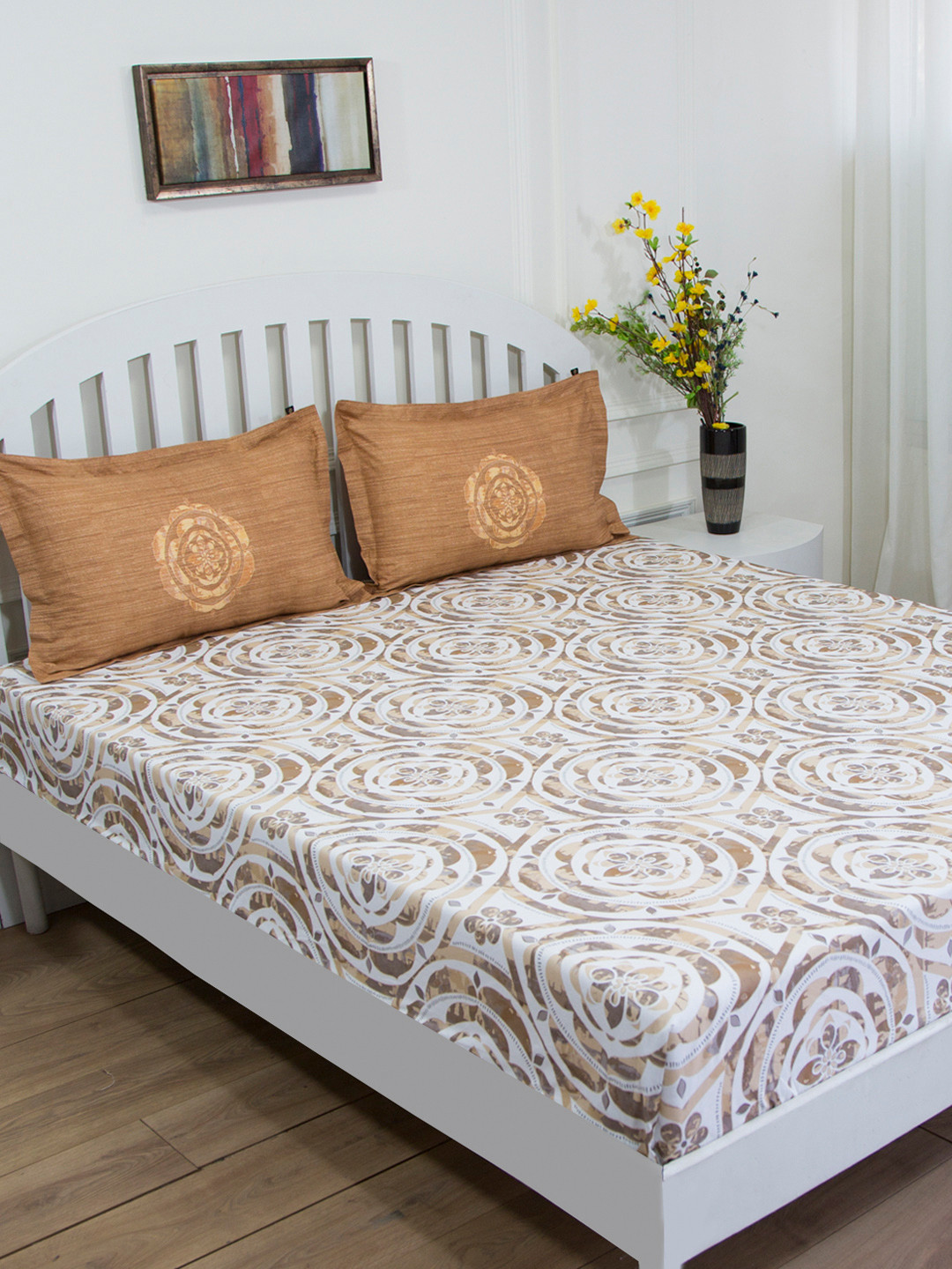 GM Brown Abstract Cotton 144 TC Queen Fine Bedsheet with 2 Pillow Covers-90 x 108 inches