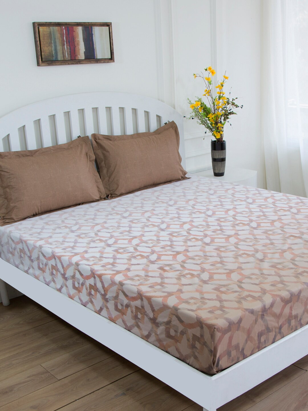 GM Fiesta Brown Abstract Cotton 180 TC Queen Fine Bedsheet with 2 Pillow Covers-90 x 108 inches