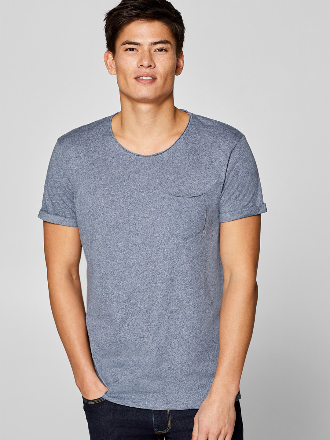 Buy ESPRIT Men Blue Solid Round Neck T 