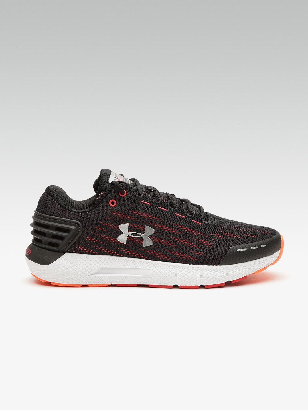 Men's ua charged rogue store wide 4e running shoes