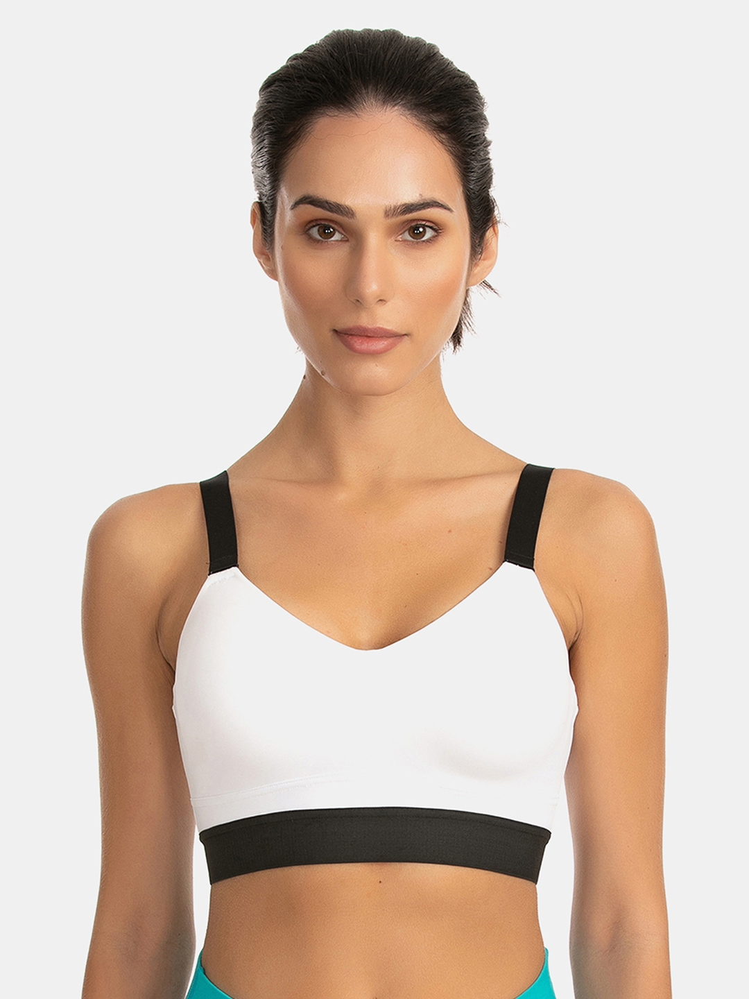 Buy Zelocity By Zivame White Solid Non Wired Lightly Padded Sports Bra  ZC4211FASH - Bra for Women 9326635