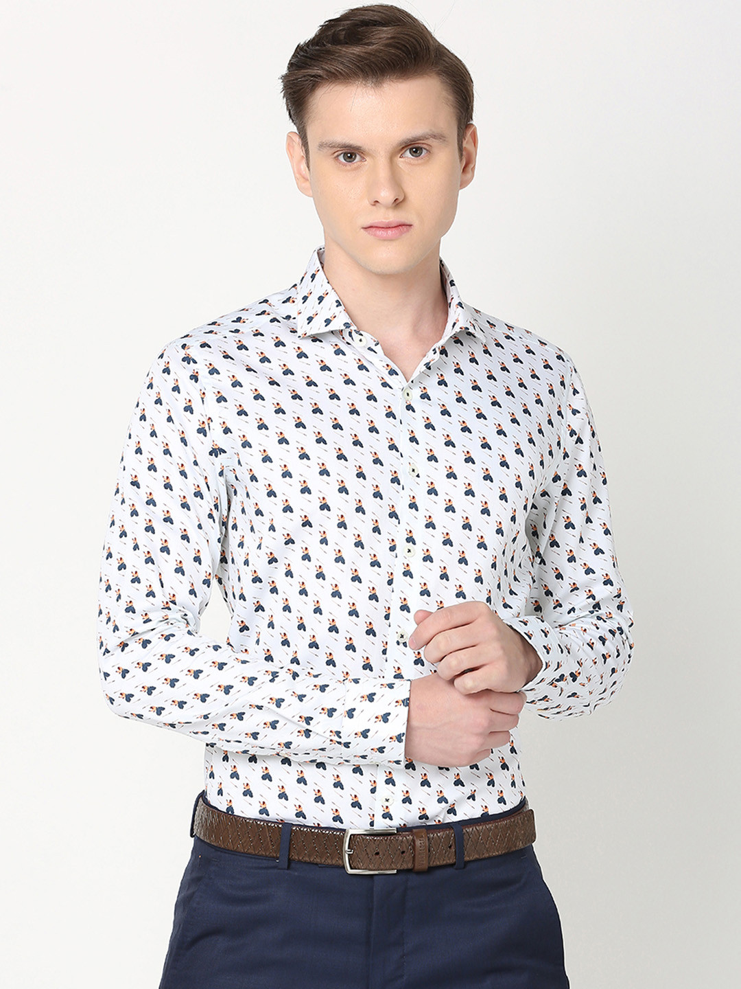 SIMON CARTER LONDON Men White Regular Fit Printed Semiformal Shirt