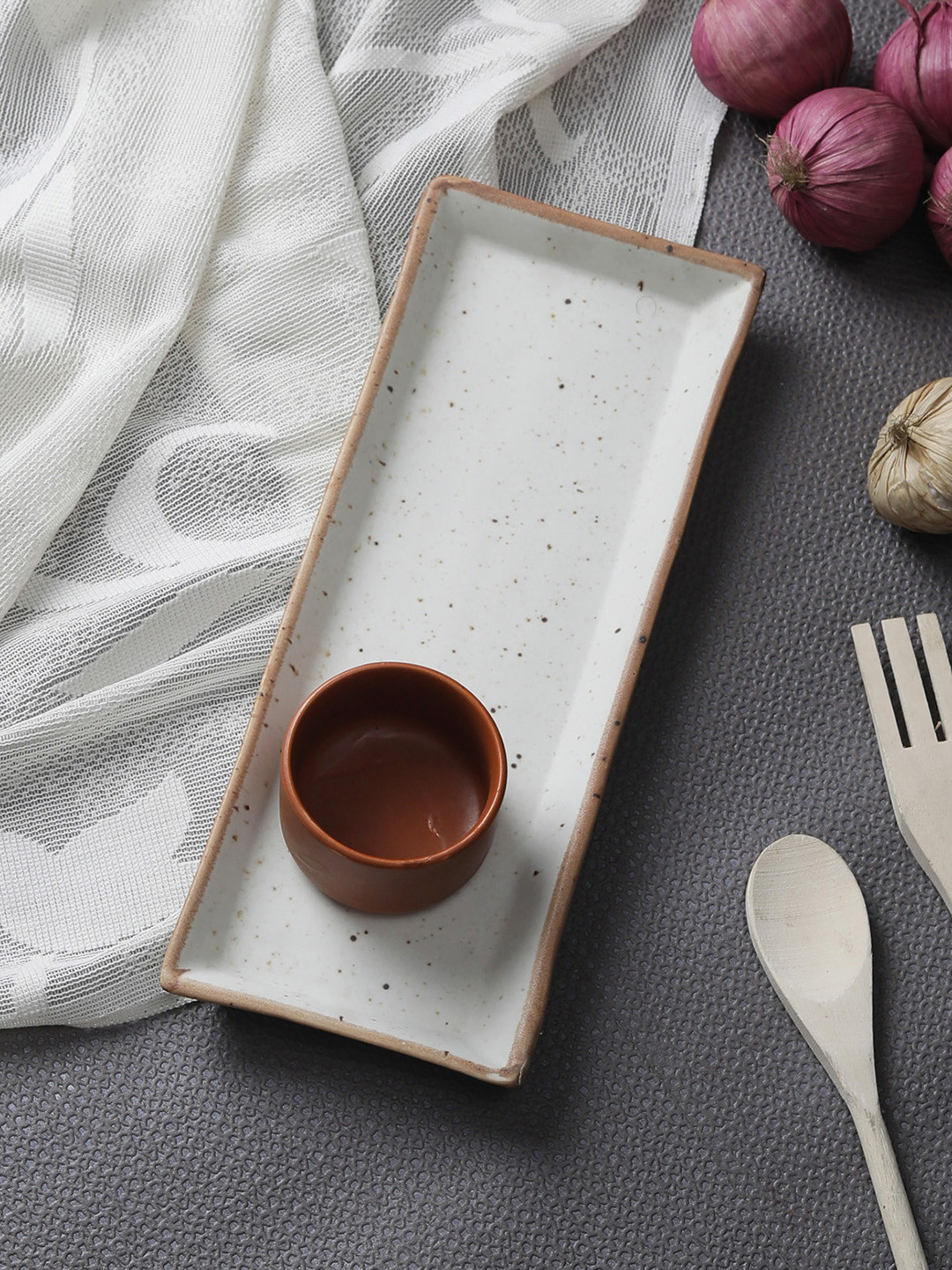 MIAH Decor Cream-Coloured & Brown Solid Handcrafted Ceramic Tray with Dip Bowl