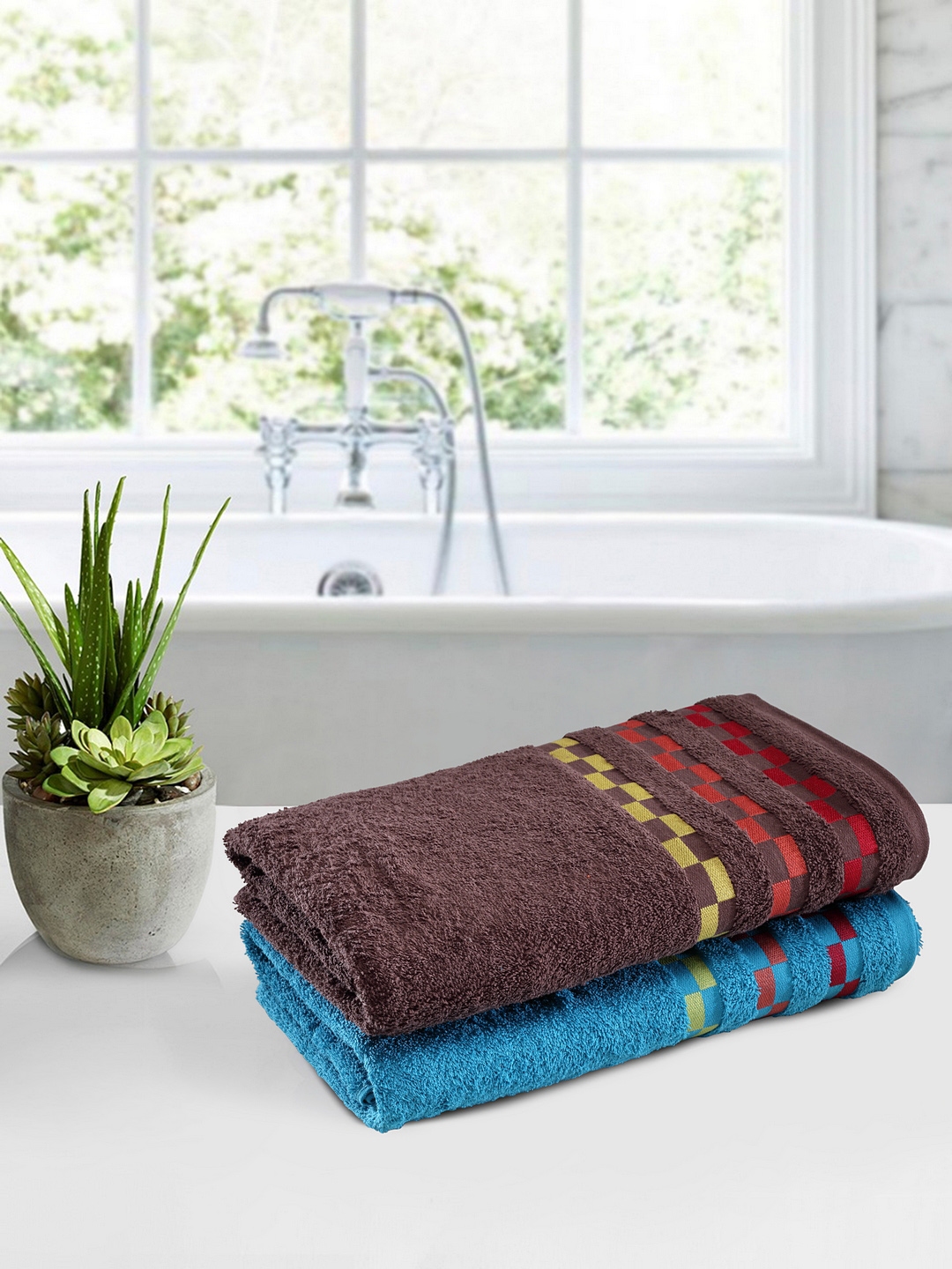 brown and blue towels set