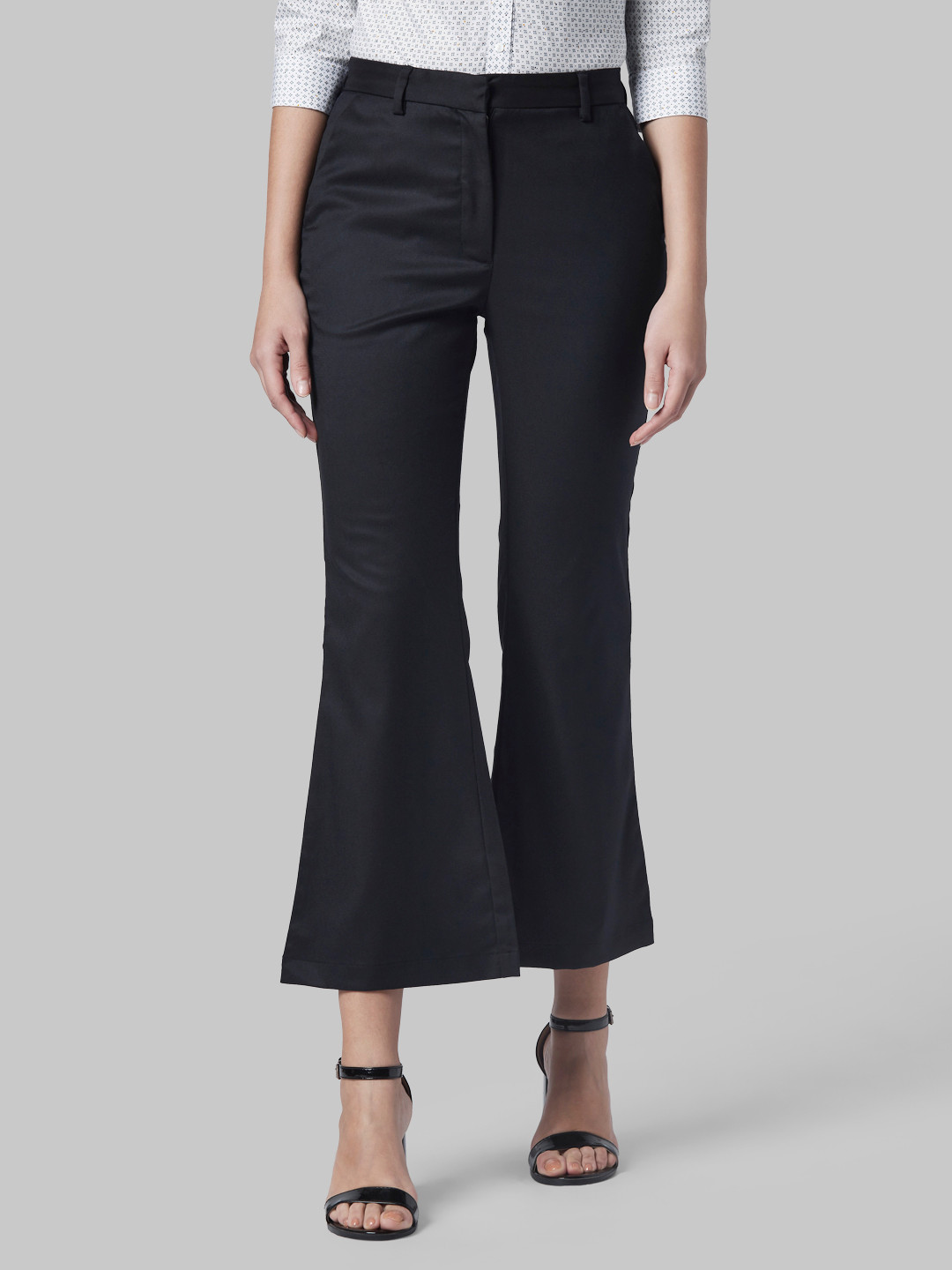 Park Avenue Women Black Slim Fit Solid Culottes
