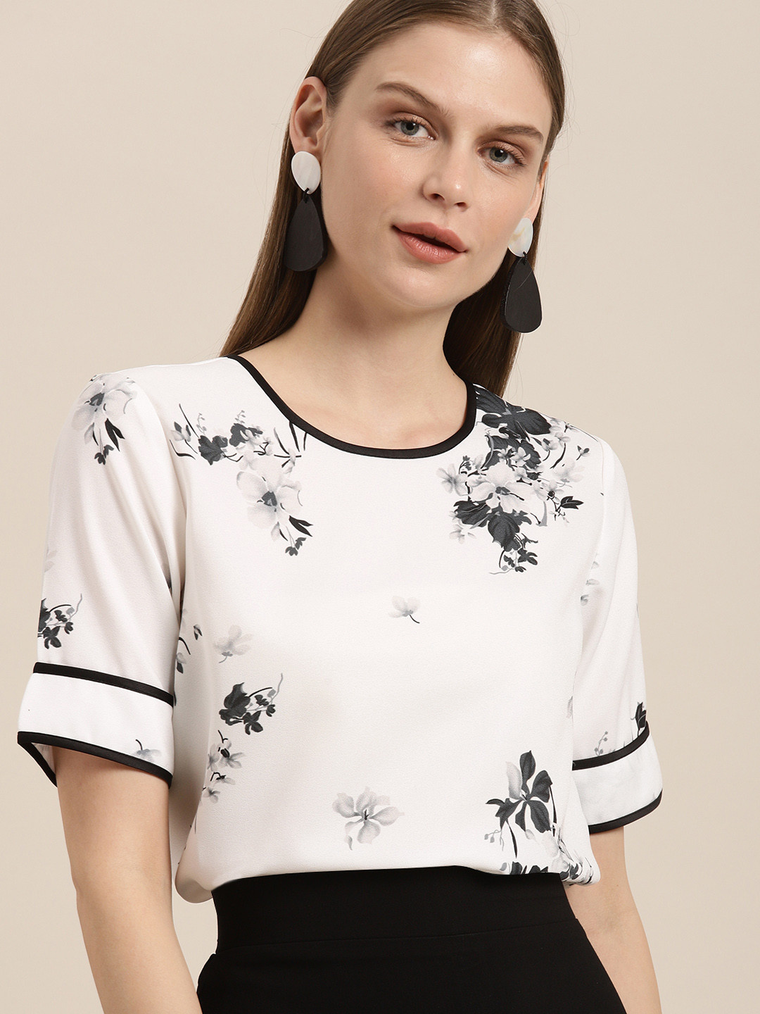 her by invictus White & Black Floral Monochrome Smart Casual Top
