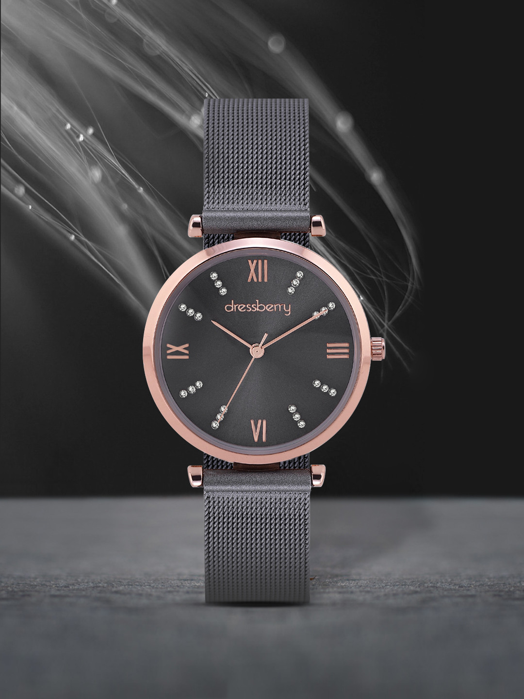 DressBerry Women Gunmetal-Toned Analogue Watch MFB-PN-PFDK2544