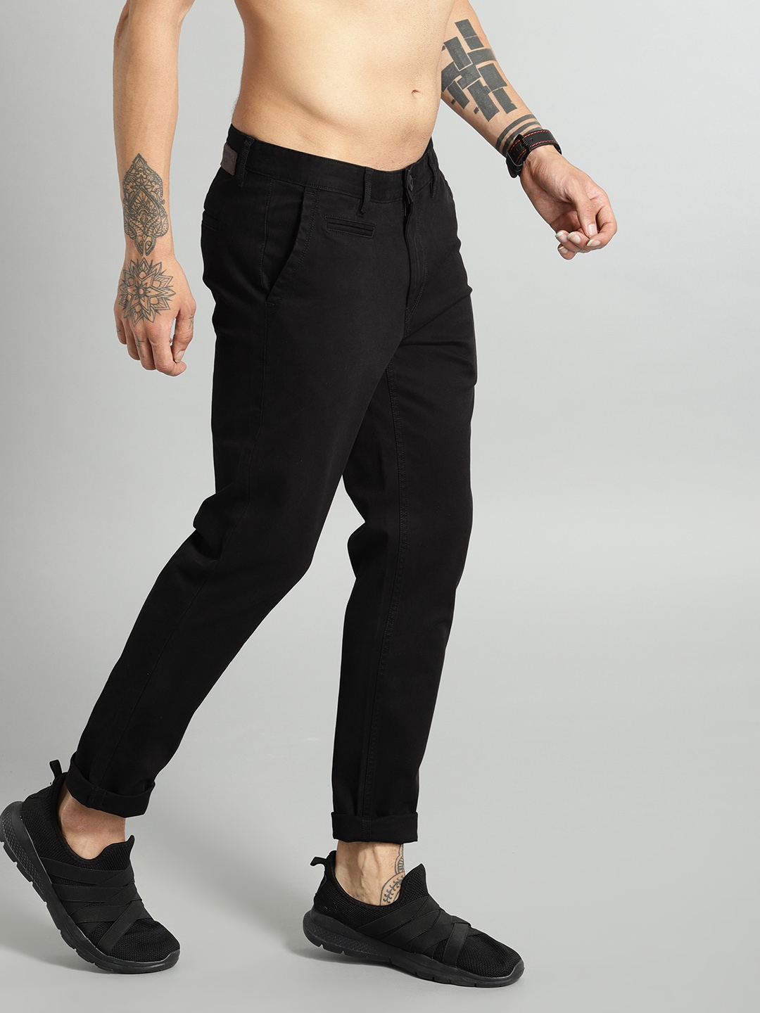 Buy Roadster Men Black Slim Tapered Fit Solid Chinos  Trousers for Men  10467740  Myntra  Price History