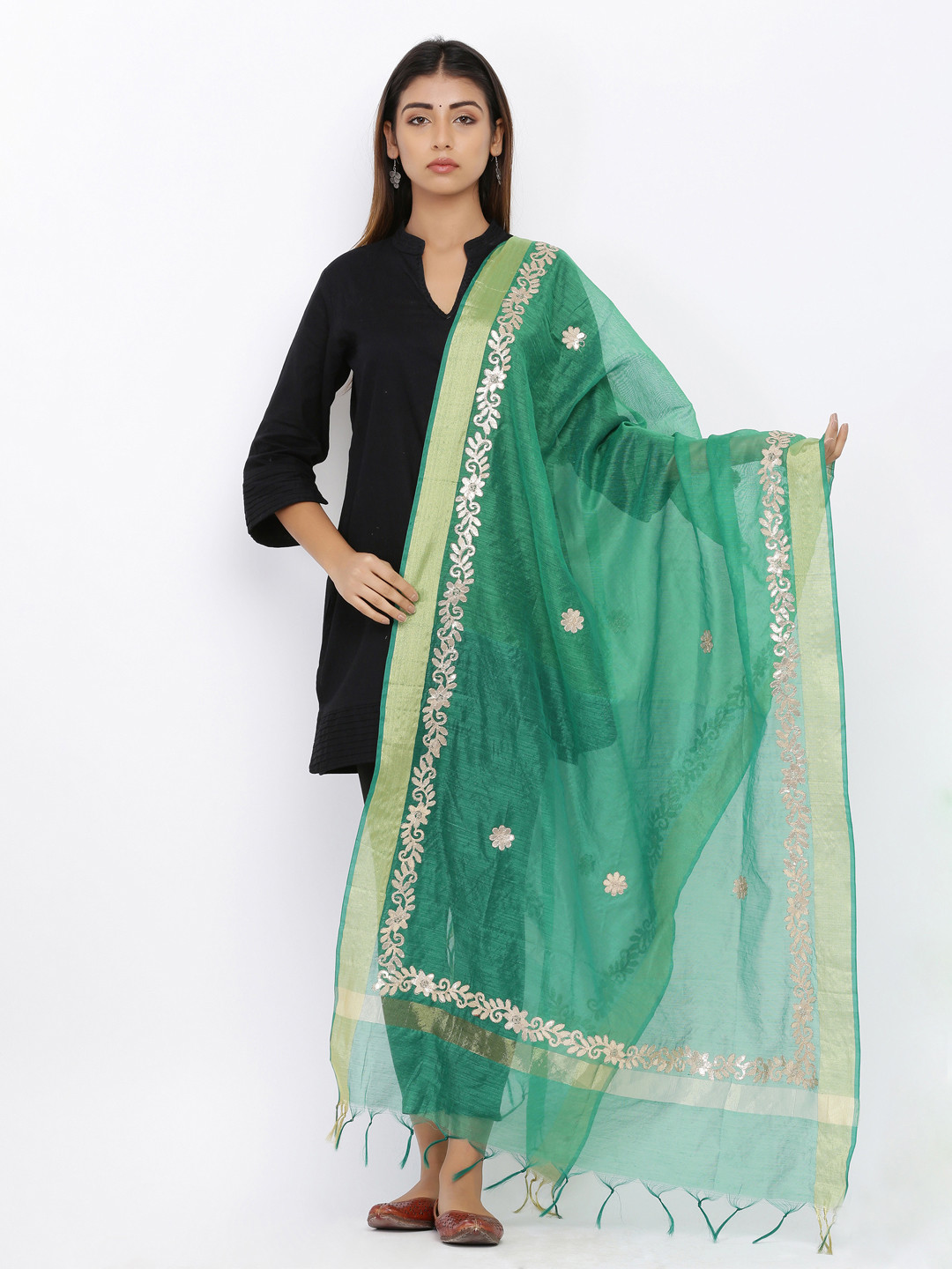 SOUNDARYA Green Embroidered Dupatta