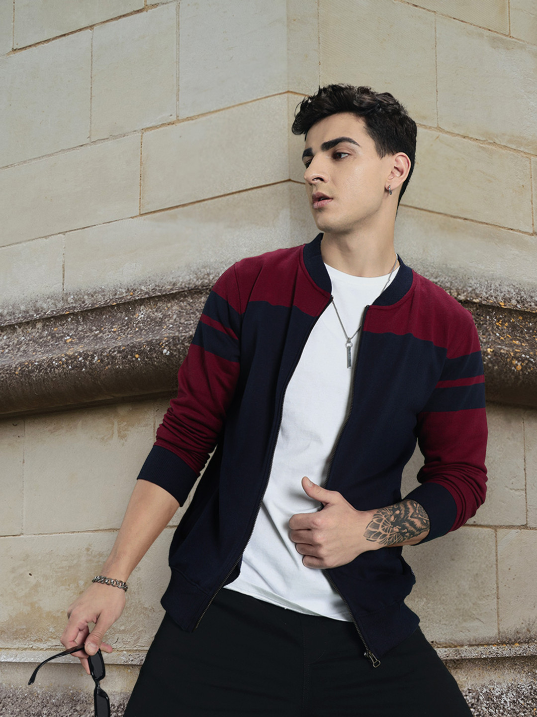 The Roadster Lifestyle Co Men Navy Blue & Burgundy Colourblocked Sweatshirt