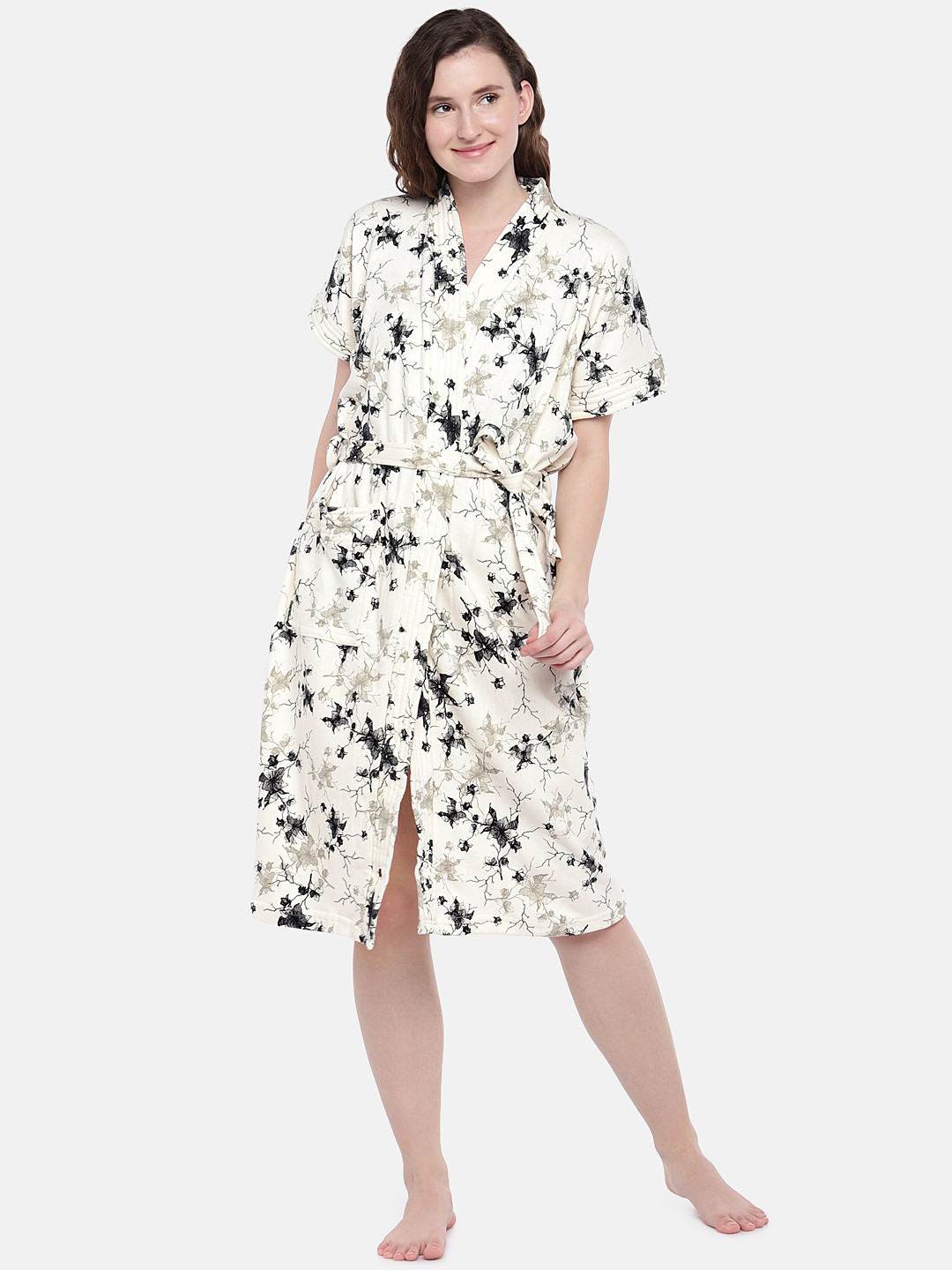 Sand Dune Women Off-White & Black Printed Bath Robe 7106