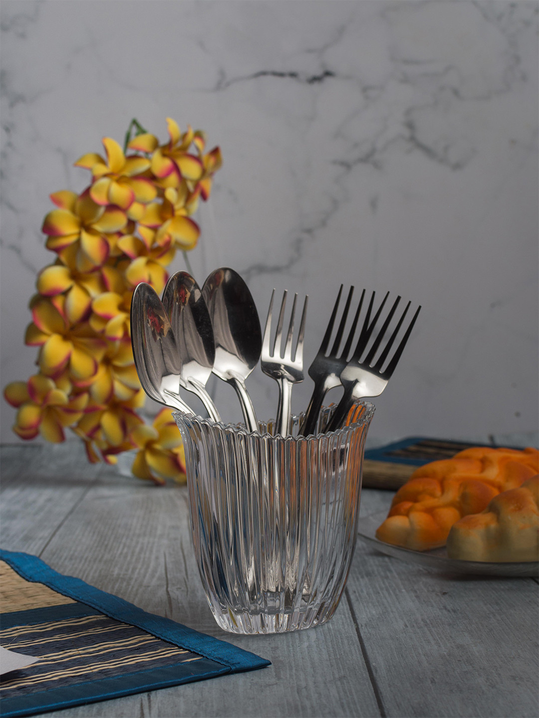 Pasabahce Transparent Glass Glamour Fork & Knife Stand