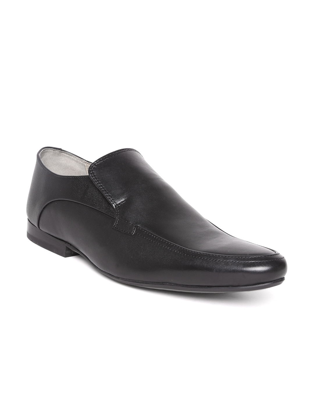 Myntra clarks 2024 formal shoes