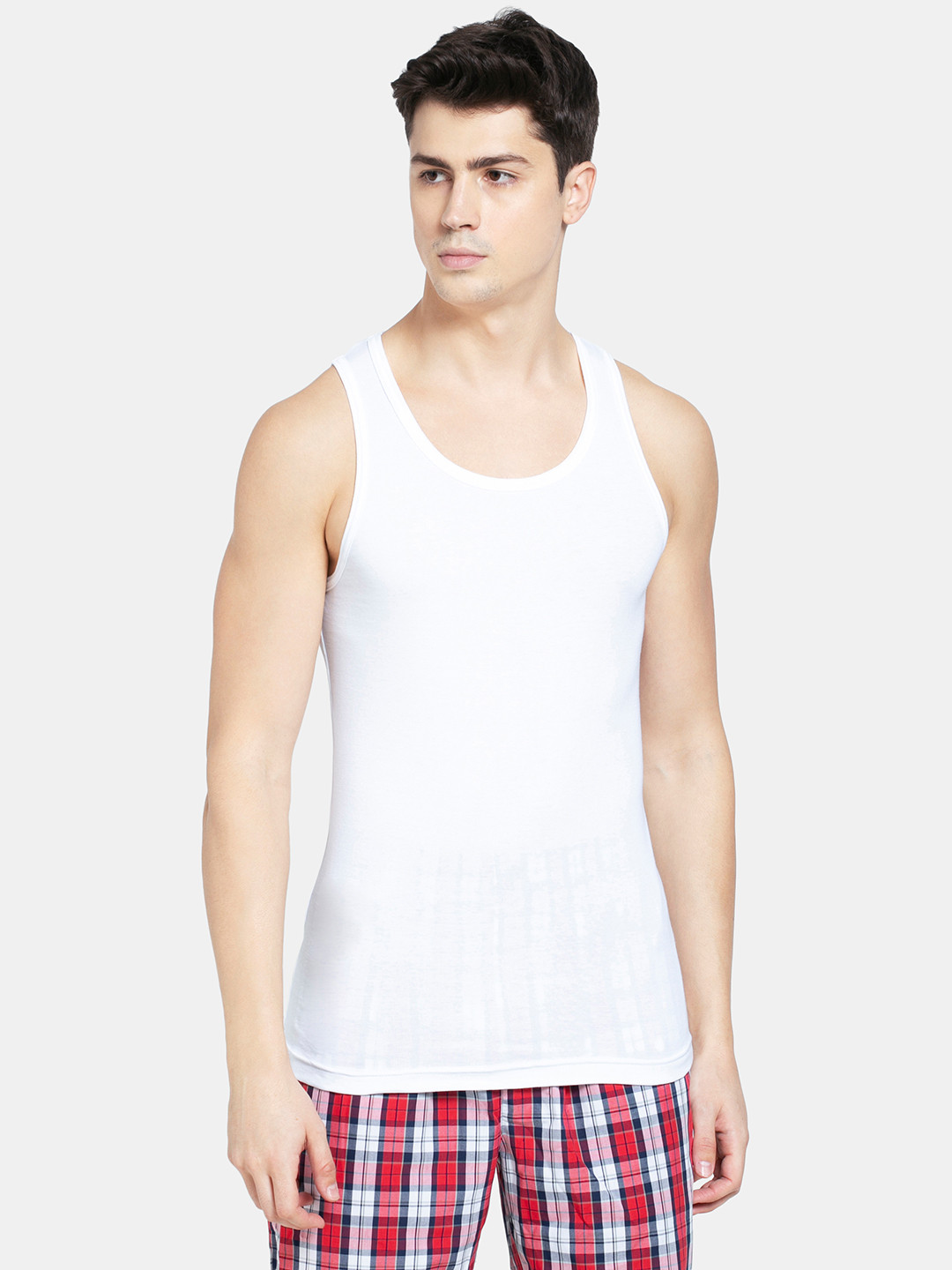 Jockey Men White Solid Modern Fit Innerwear Vest FP04-0105