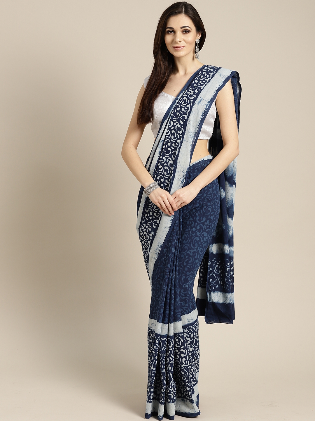 White and hotsell navy blue saree