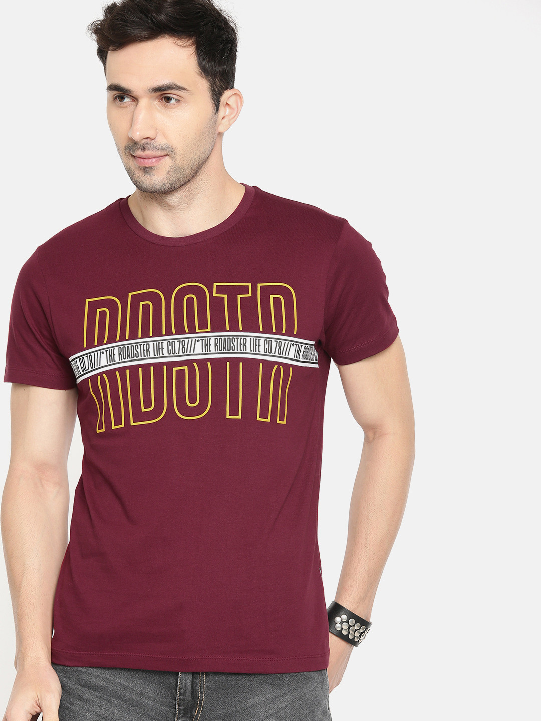The Roadster Lifestyle Co Men Burgundy Printed Round Neck Pure Cotton T-shirt