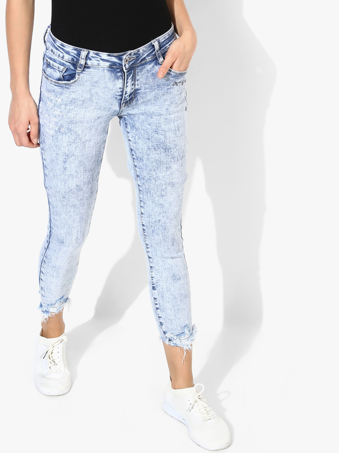 Deal Jeans Women Blue Slim Fit Mid-Rise Mildly Distressed Stretchable Jeans