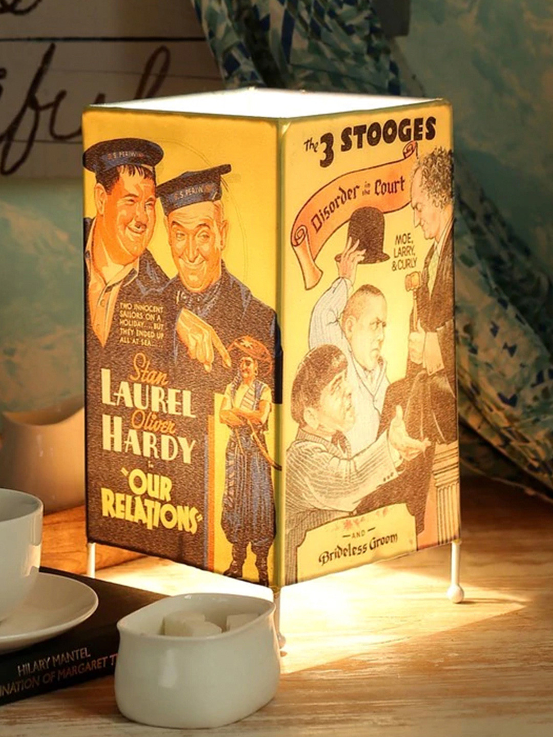 green girgit Blue Printed Column Table Lamp With Shade