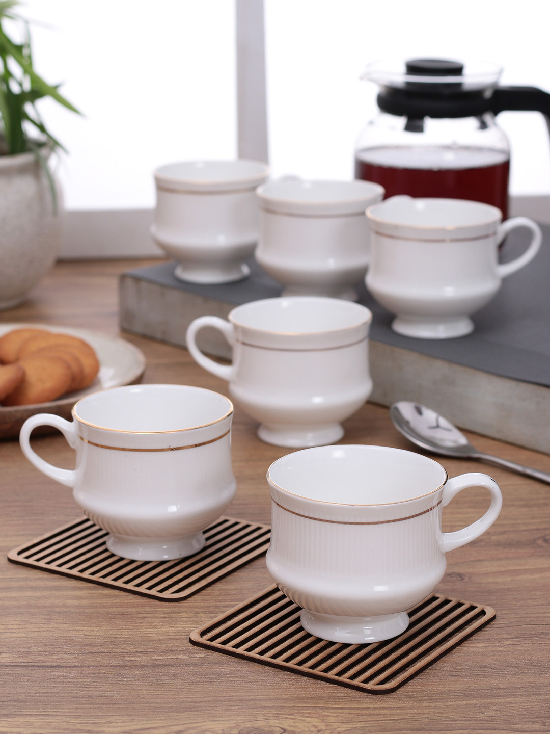 CLAY CRAFT Somethings Fishy White Textured Bone China Microwave Safe 6 Piece Mugs-180ml