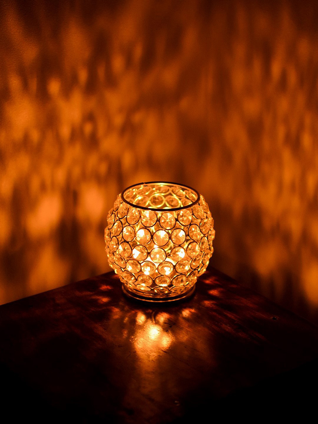 eCraftIndia Silver-Toned Oval Shape Crystal Tea Light Candle Holder