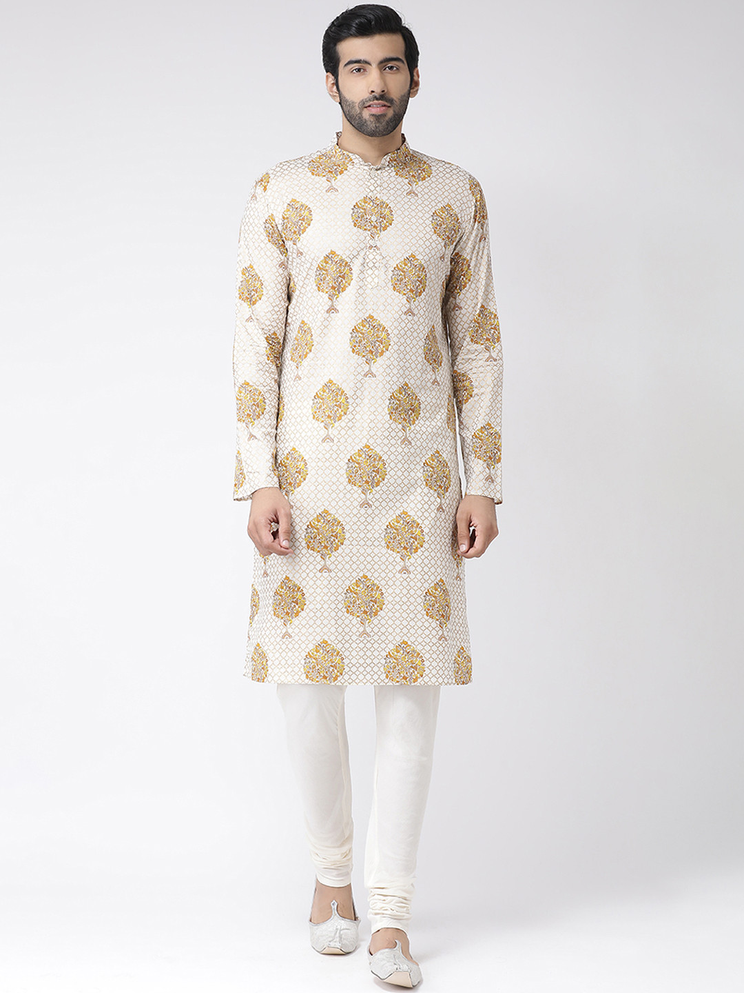 KISAH Men Cream-Coloured & Gold-Toned Printed Kurta with Churidar
