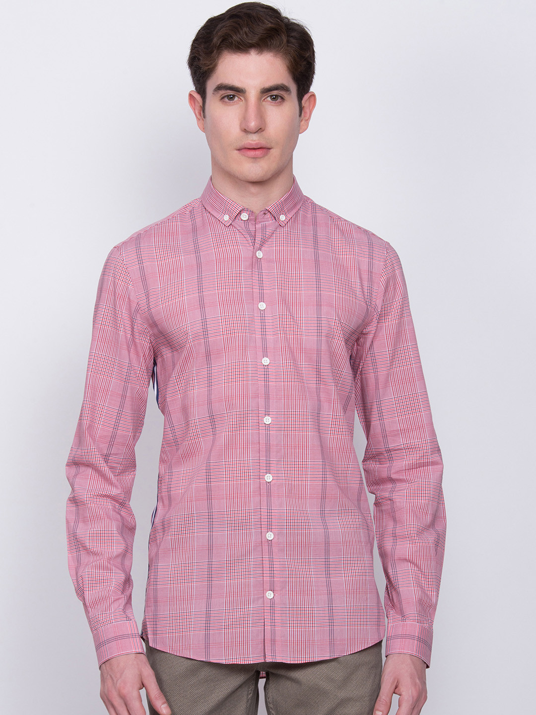 LINDBERGH Men Red & White Slim Fit Checked Casual Shirt