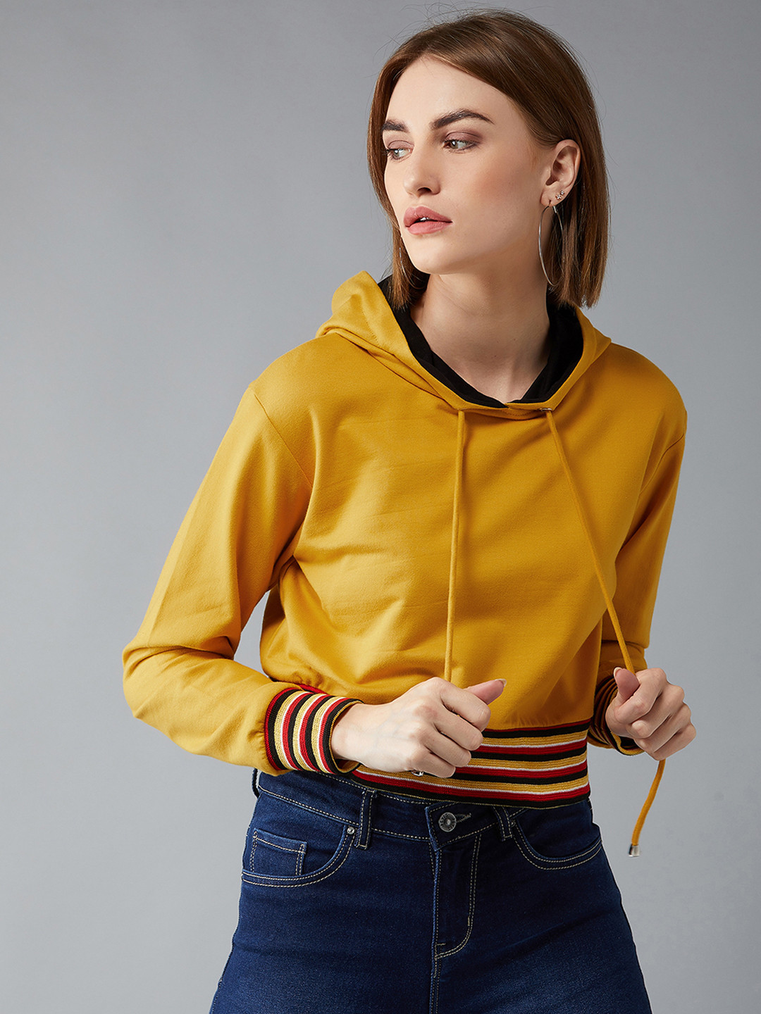 DOLCE CRUDO Women Mustard Yellow Solid Cropped Hooded Sweatshirt