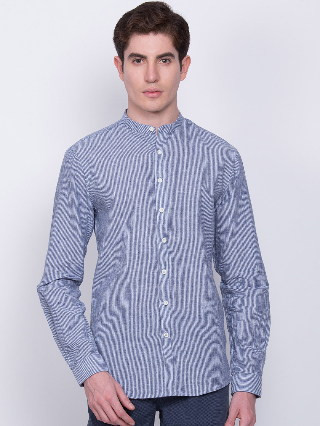 LINDBERGH Men Blue & White Slim Fit Striped Casual Shirt