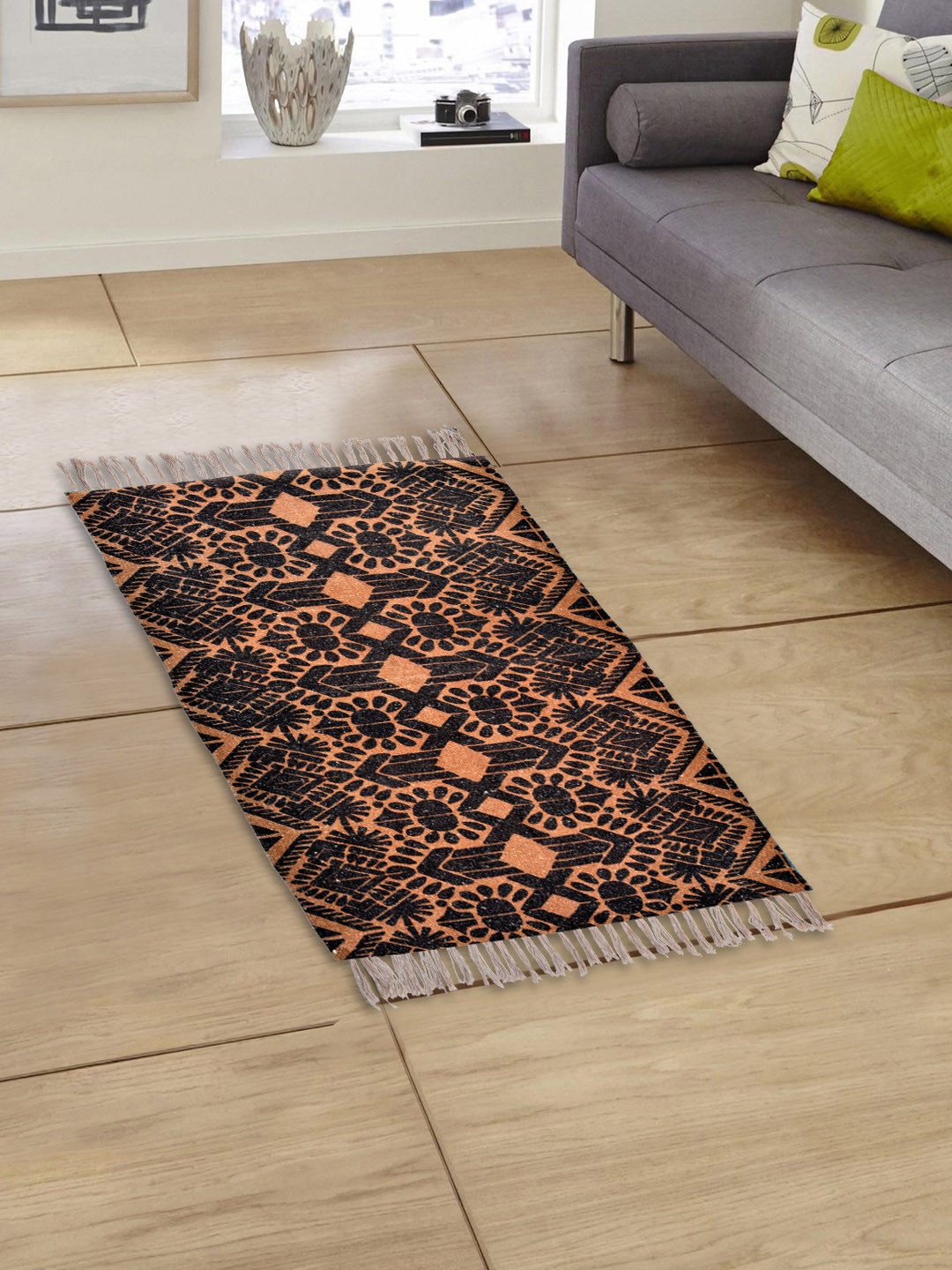 EverHOME Brown & Black Rectangle Printed No-shredding Light Dhurrie