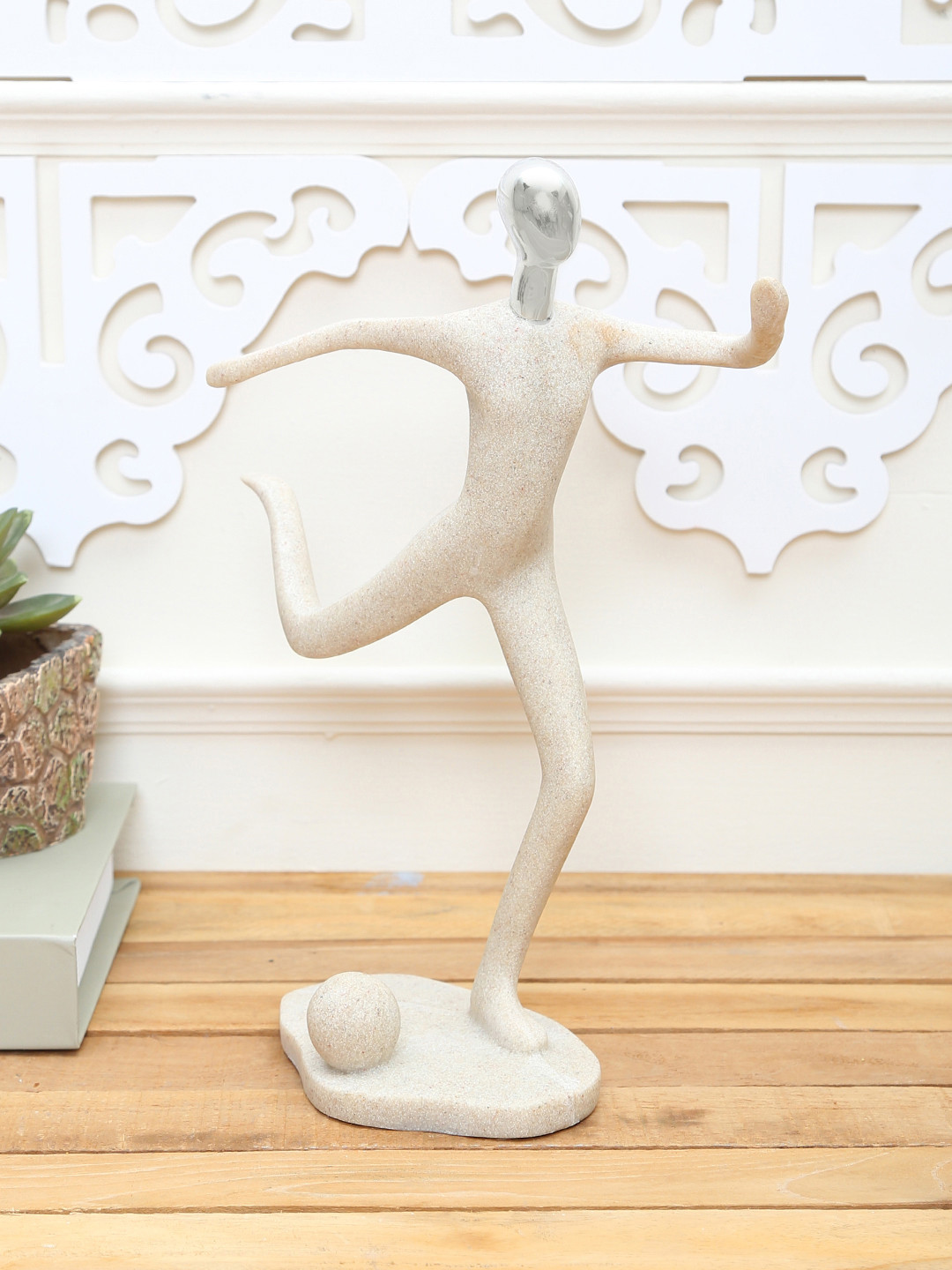 TAYHAA Zealous Football Player Silver Resin Glossy Living Room Medium Showpiece - 10.2 Inches