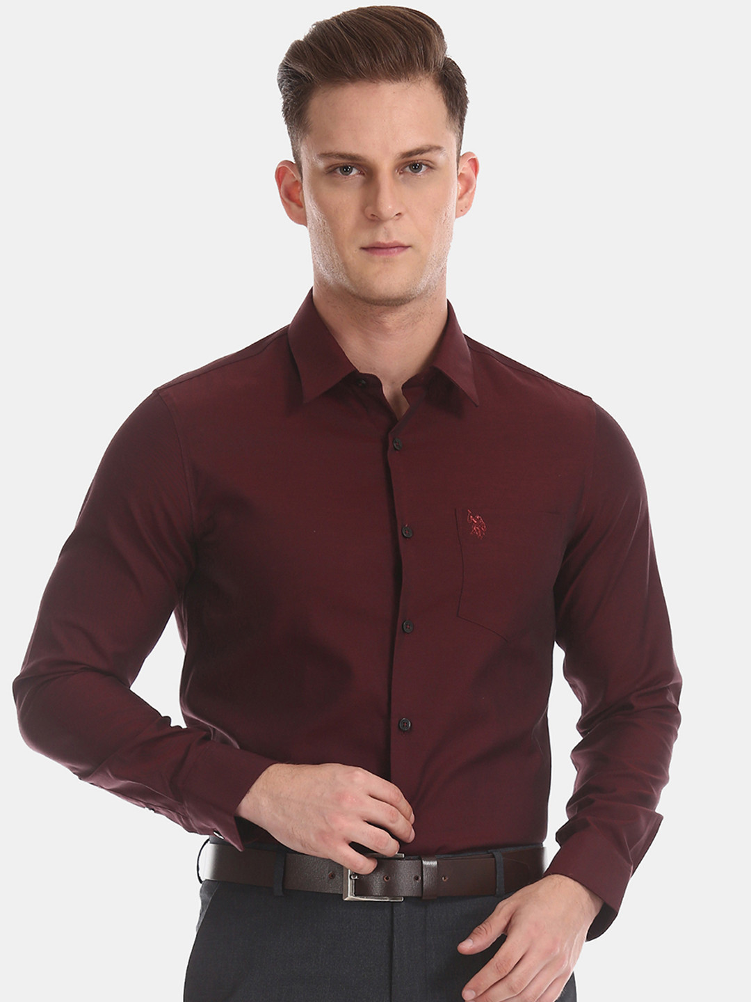 U.S. Polo Assn. Tailored Men Red Regular Fit Solid Formal Shirt