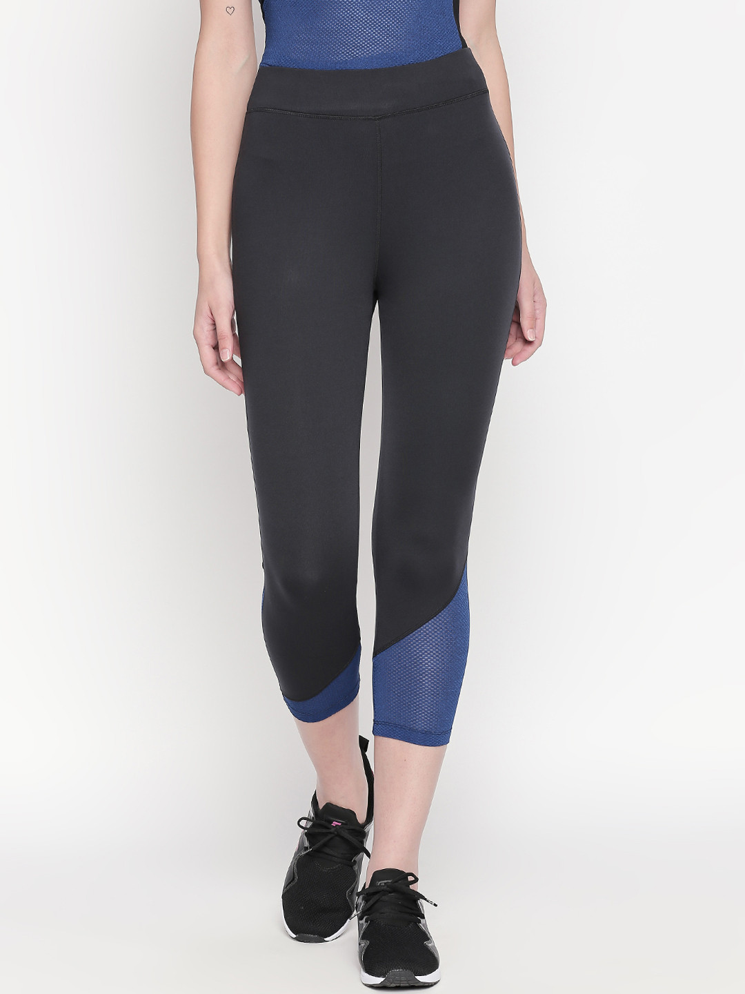 Tuna London Women Black Solid Slim-Fit Track Pants