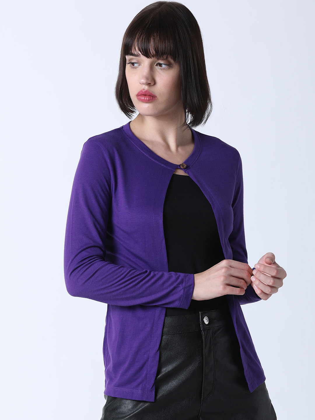 Huetrap Women Purple Solid Button Shrug