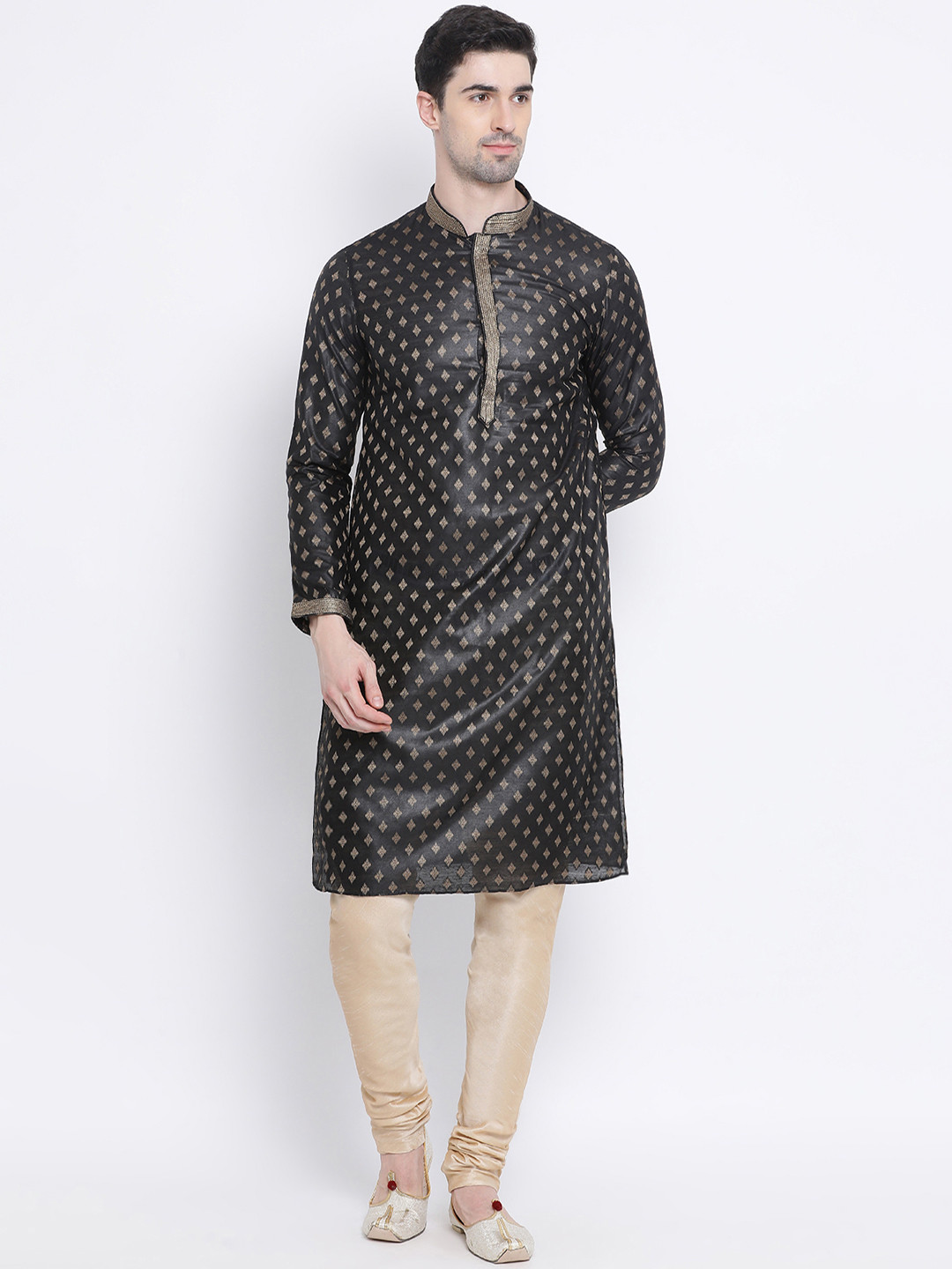 Here&Now X Sanwara  Men Black & Gold-Toned Printed Pure Silk Kurta with Churidar