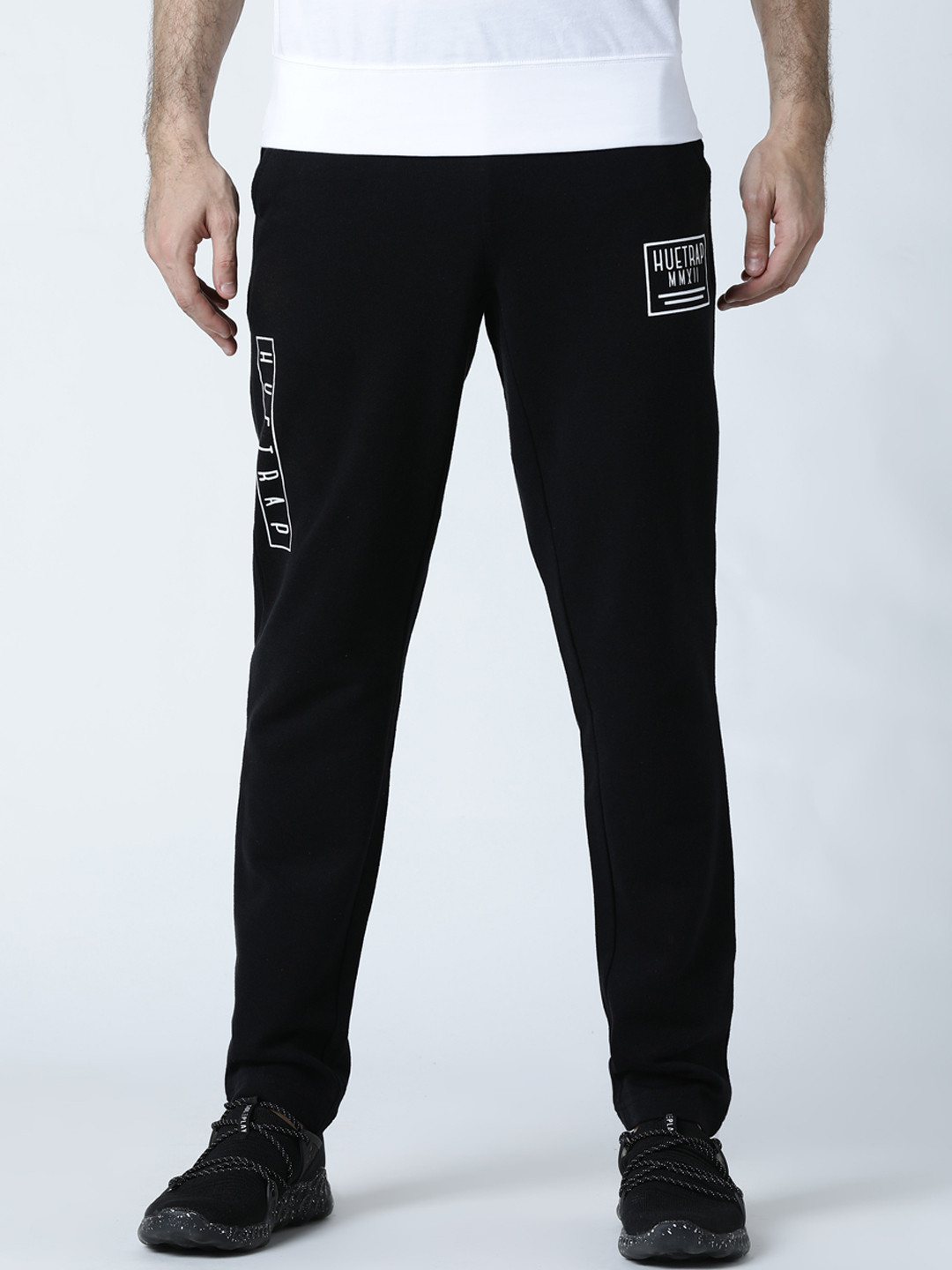 Huetrap Men Black Solid Straight Fit Track Pants