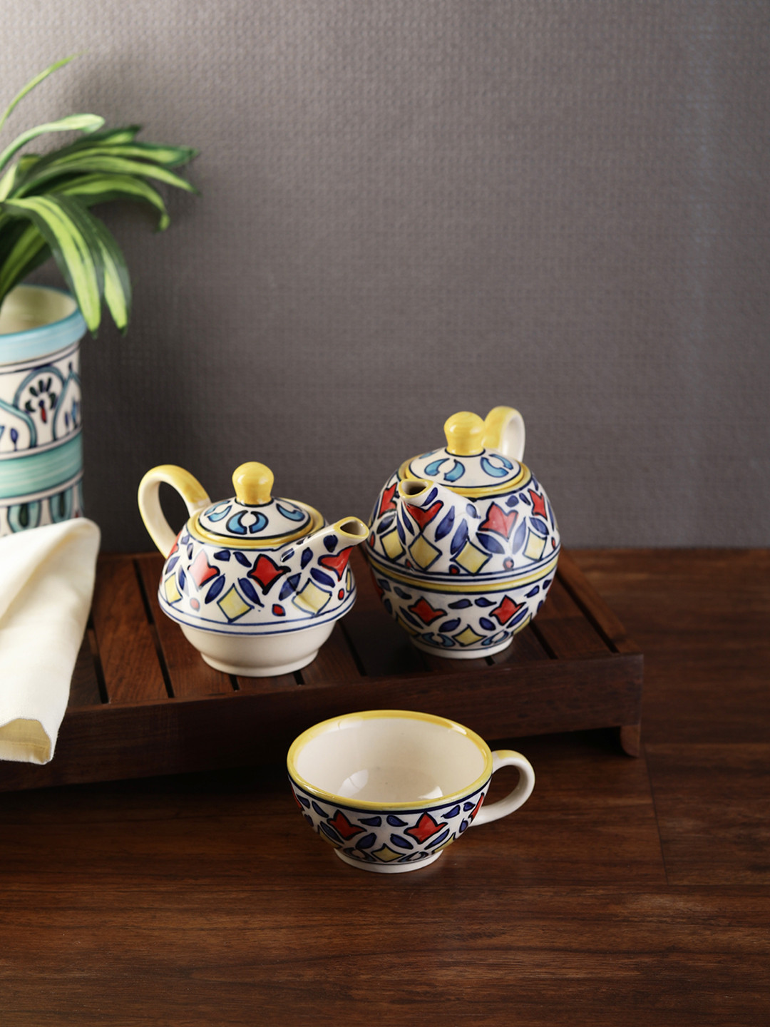 VarEesha Set of 2 Yellow & Blue Printed Ceramic Tea Pot with Cup