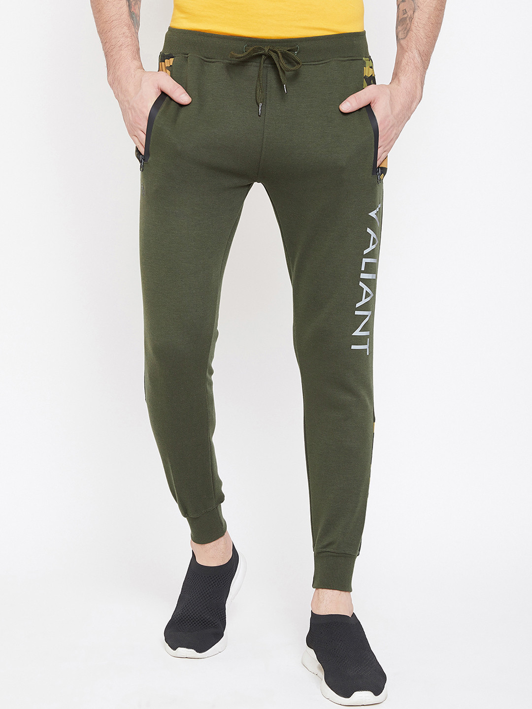 Duke Men Olive Green Solid Slim Fit Track Pants