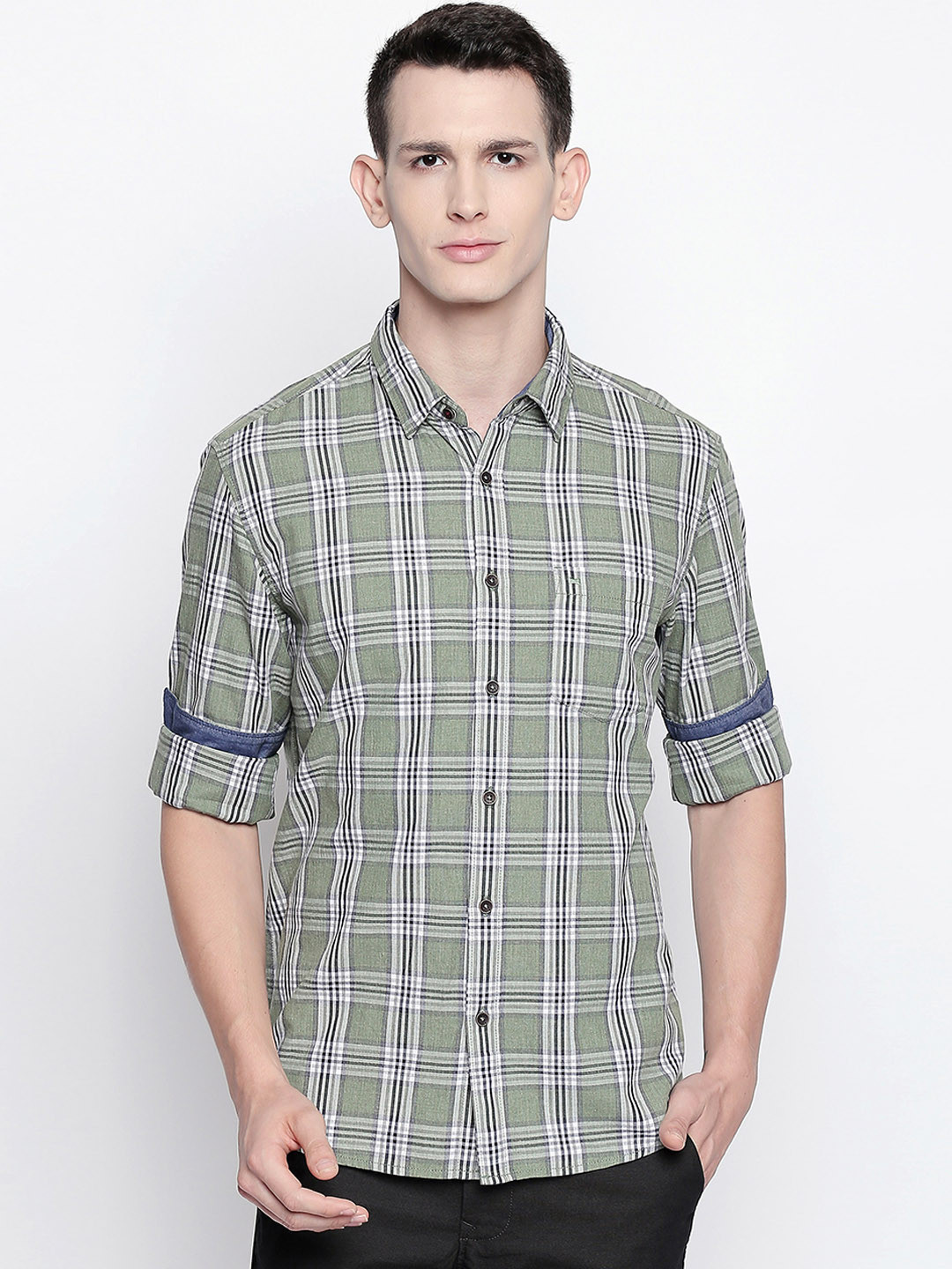 Basics Men Sea Green & Off-White Checked Slim Fit Casual Shirt