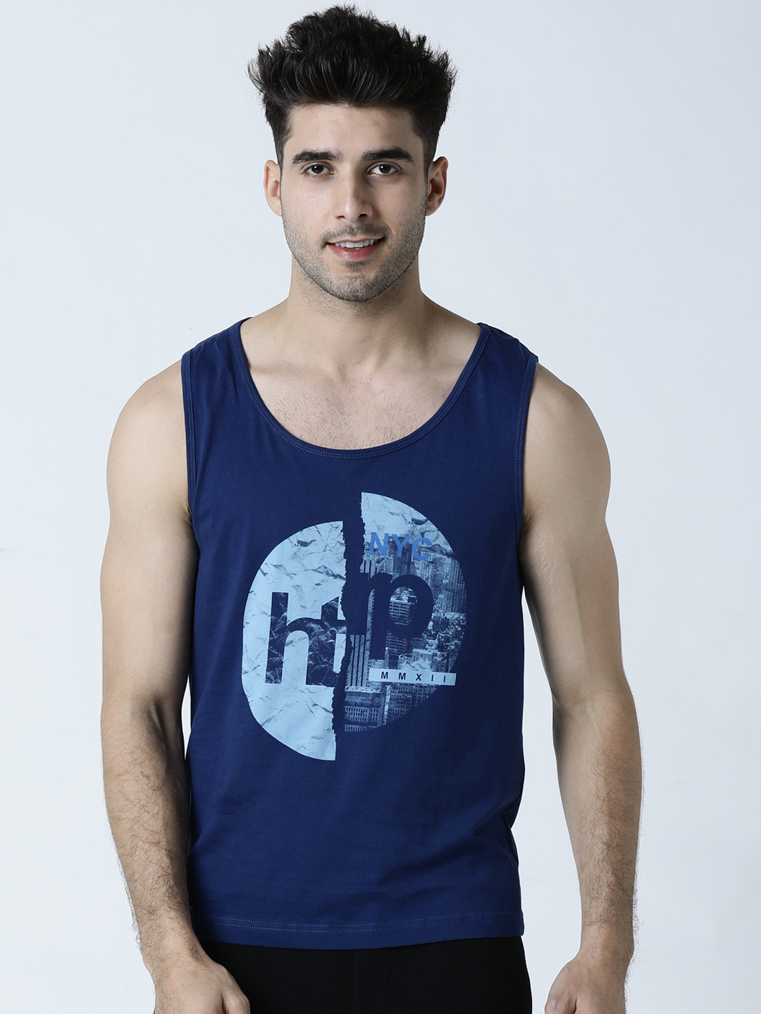 Huetrap Men Blue Printed Scoop Neck T-shirt