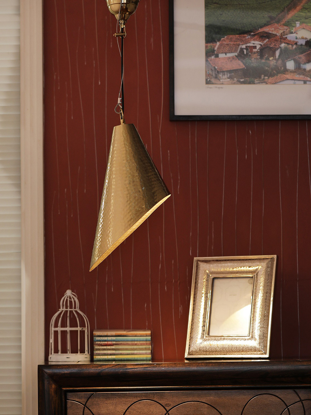 THE LIGHT STORE Gold-Toned Self Design Pendant Lantern