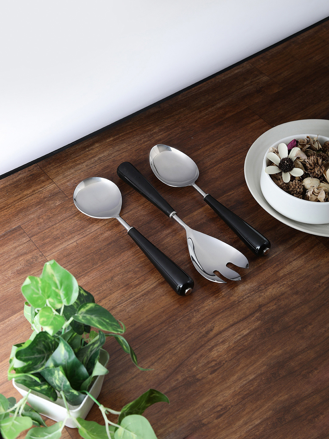 VarEesha Black Set Of 3 Solid Stainless Steel Spoons Set