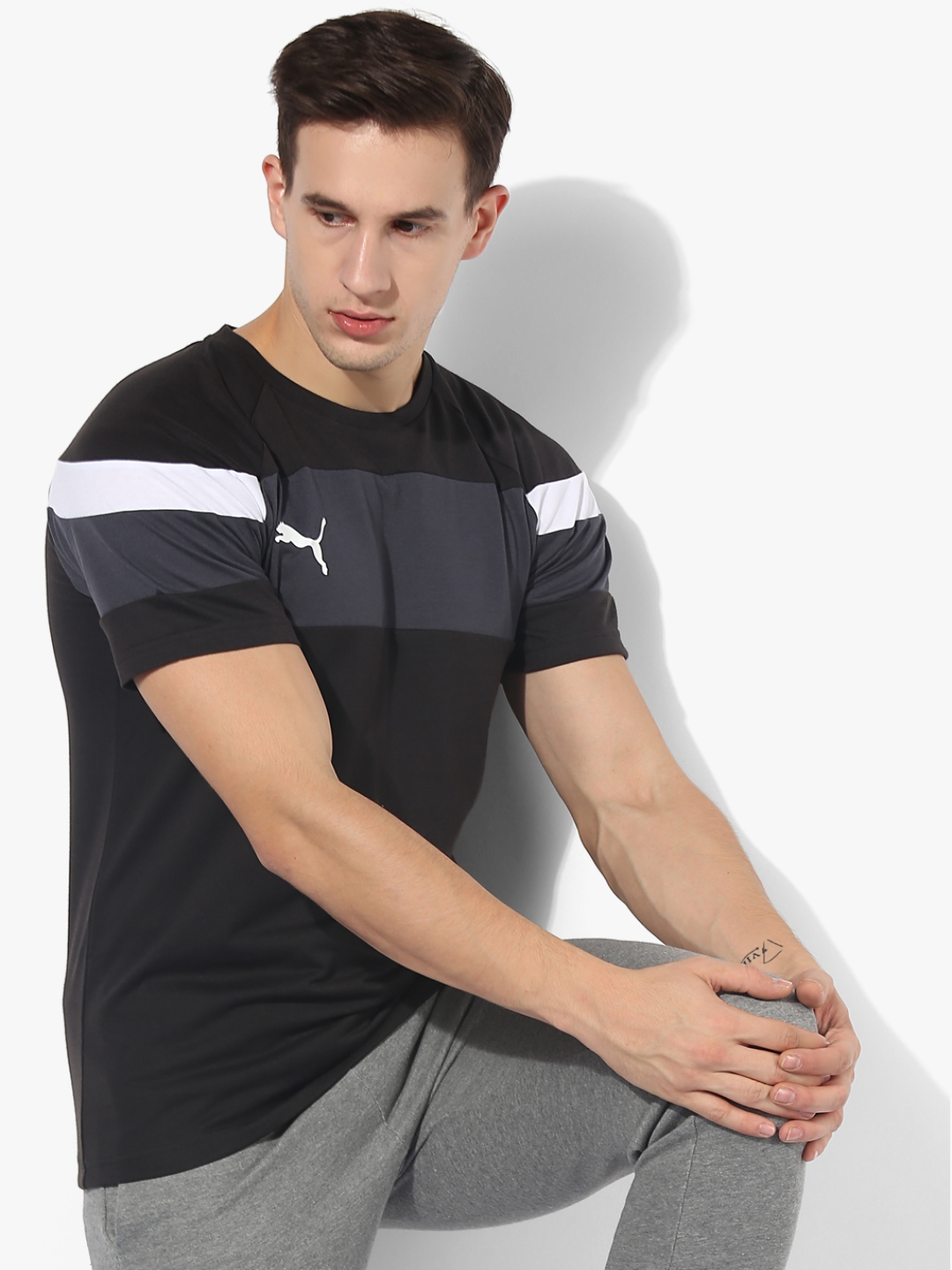 Buy Puma Grey & Black Colourblocked Spirit Leisure Training Round T Shirt - Tshirts for Men 9653285 | Myntra