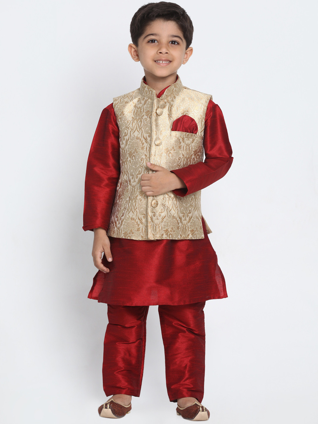 VASTRAMAY Boys Maroon & Gold-Toned Solid Kurta with Churidar & Jacket