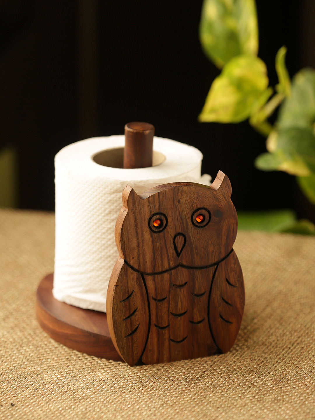 ExclusiveLane Brown Sheesham Wood Owl On A Roll Hand Carved Toilet Roll Holder