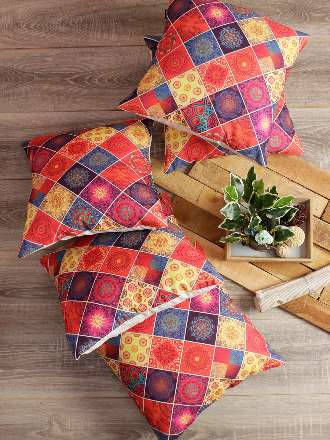 Soumya Multicoloured Set of 5 Self Design Square Linen Cushion Covers