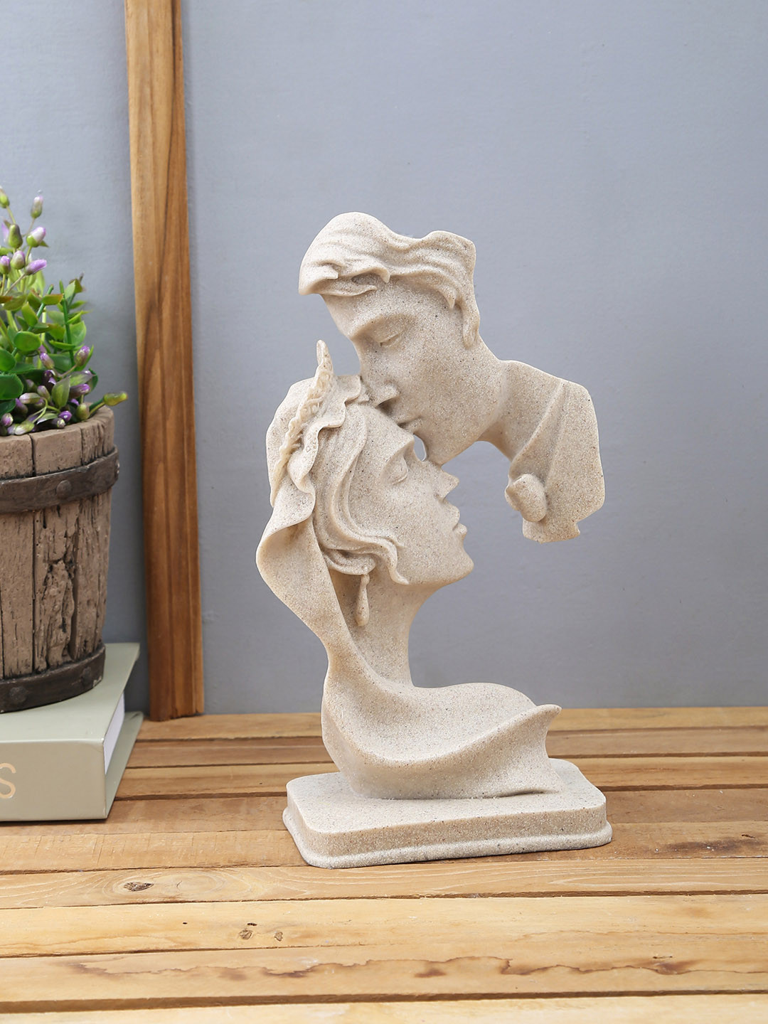TAYHAA A Peck On The Forehead White Stone Matte Living Room Medium Showpiece - 9.8 Inches