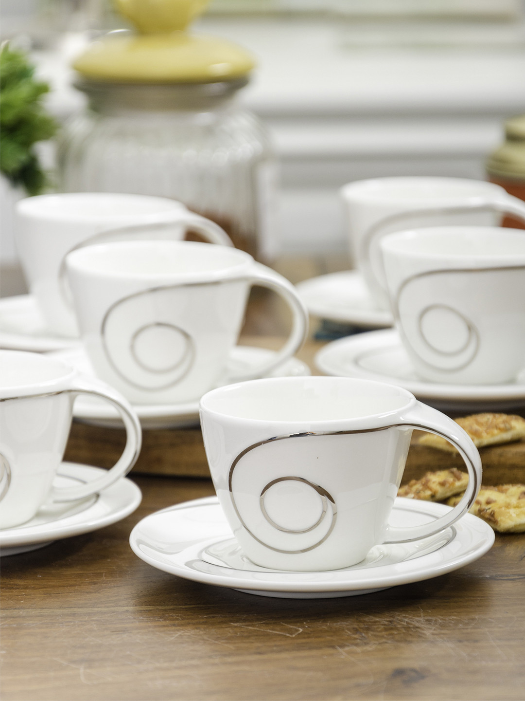 White Gold Set of 6 White Printed Porcelain Cups