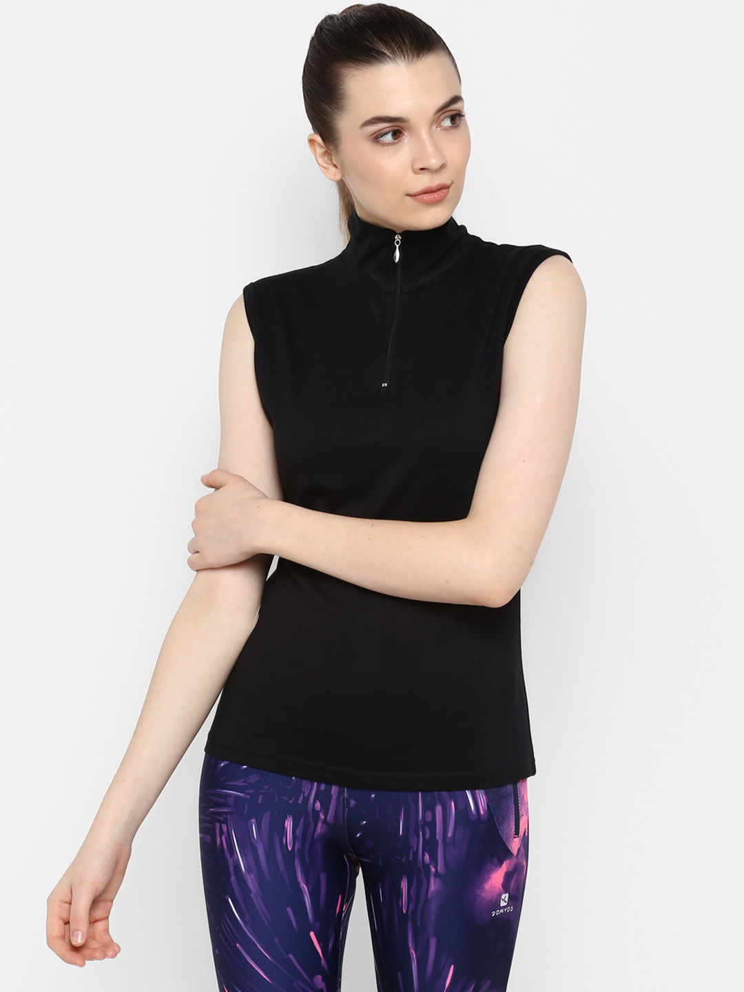 appulse Women Black Solid Slim-Fit High Neck T-shirt