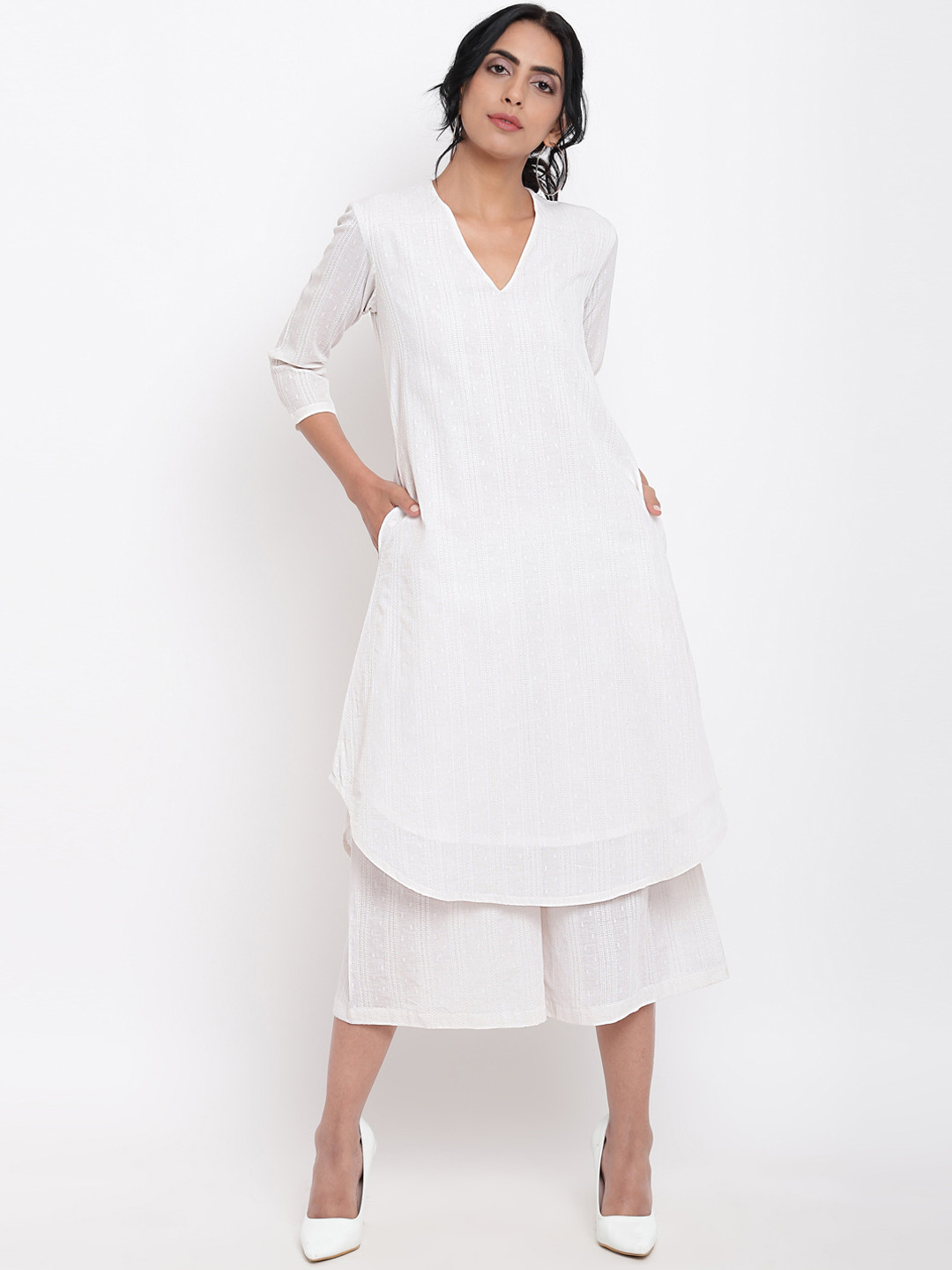 trueBrowns Women White Self Design Kurta with Palazzos