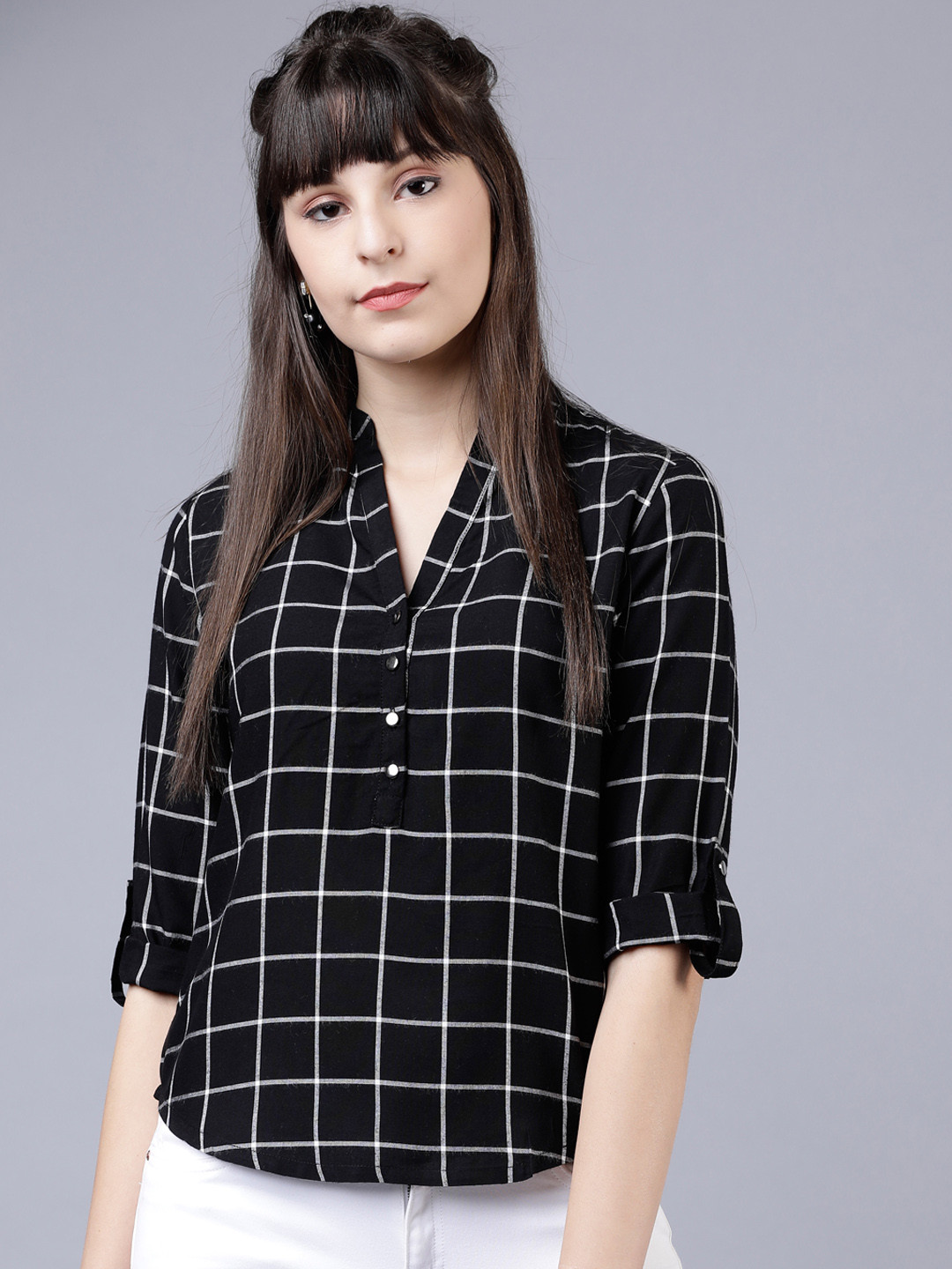 Tokyo Talkies Women Black & White Regular Fit Checked Casual Shirt
